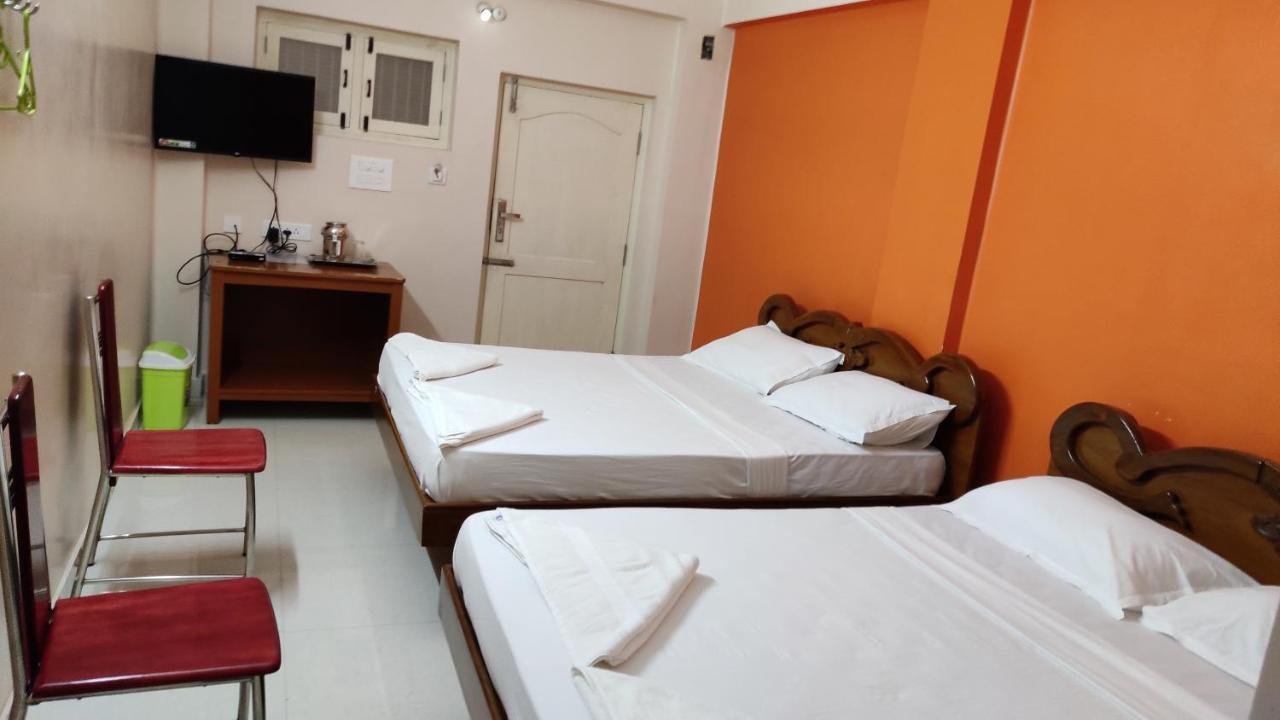 Sibi Lodge Coimbatore Exterior photo